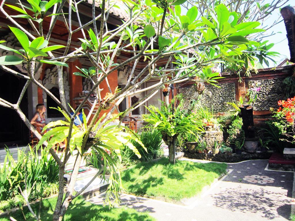 Tunjung Guest House Ubud  Room photo