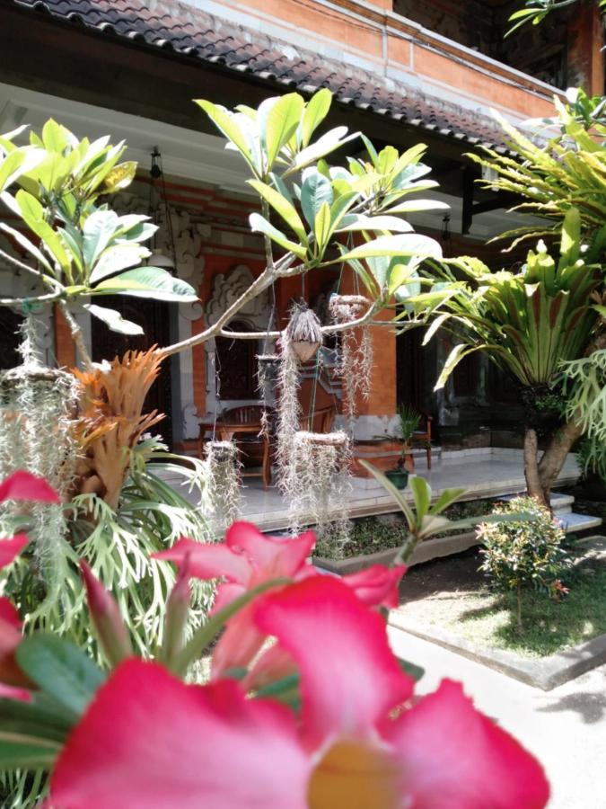 Tunjung Guest House Ubud  Exterior photo