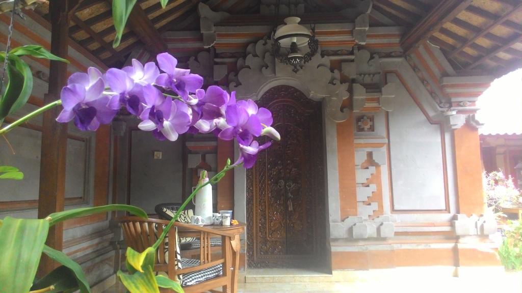 Tunjung Guest House Ubud  Exterior photo